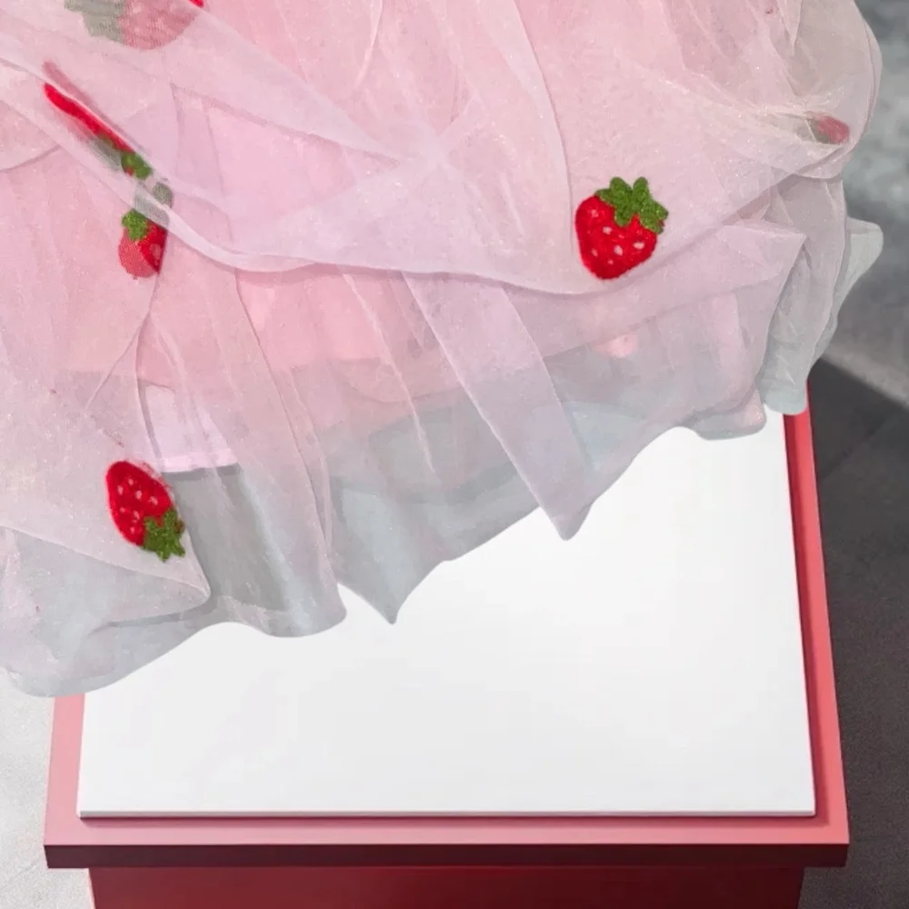 Lola & The Boys Boutique Pink Netted Strawberries Dress Spring Easter Girls Sz 8 - Picture 7 of 8